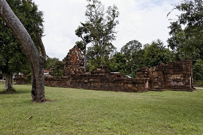 Prasat Sa Kamphaeng Noi-045